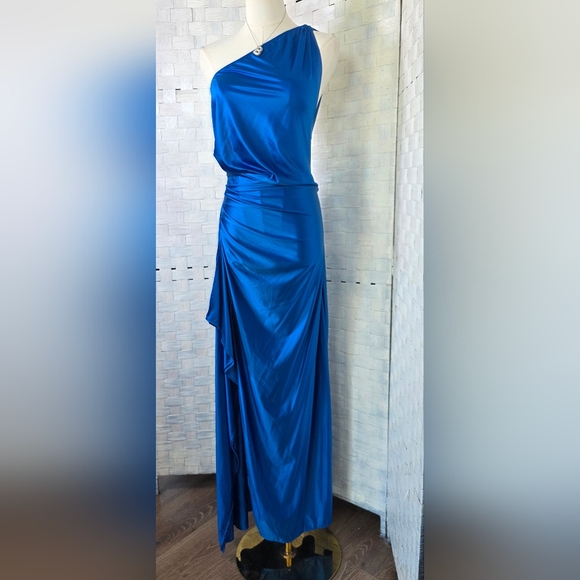 HELLO MOLLY One-Shoulder Gown - Picture 3 of 8